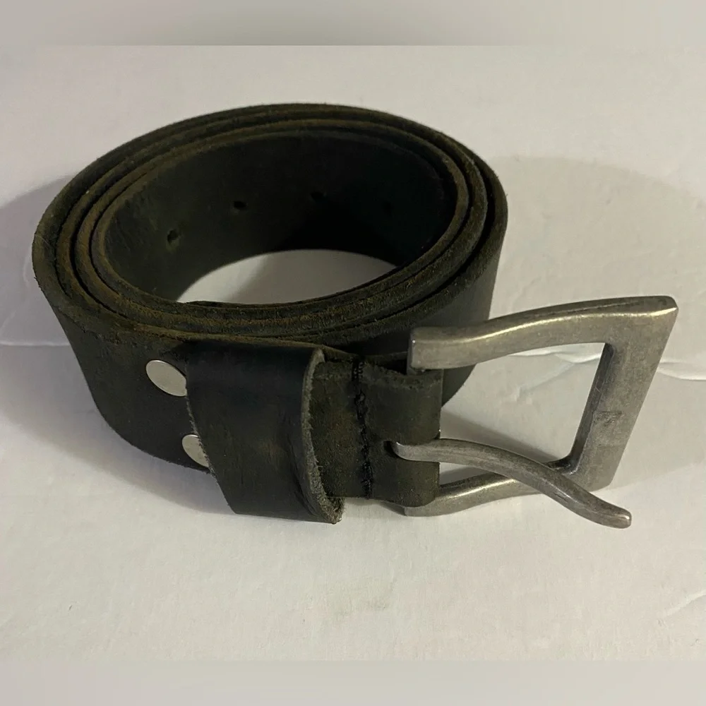 VINTAGE Belt, Genuine Leather, stainless steel buckle, Sz 44, Minimalist, EUC